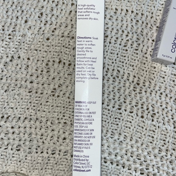 NIB ColorStreet Foot File and Heel Balm NEW at-home pedicure set - Picture 2 of 4